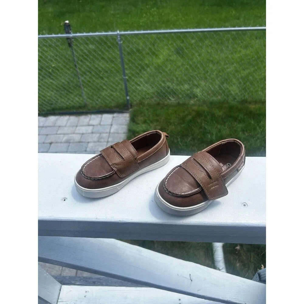 OshKosh B’gosh Boys Size 9M Brown Boat Shoes Sneakers